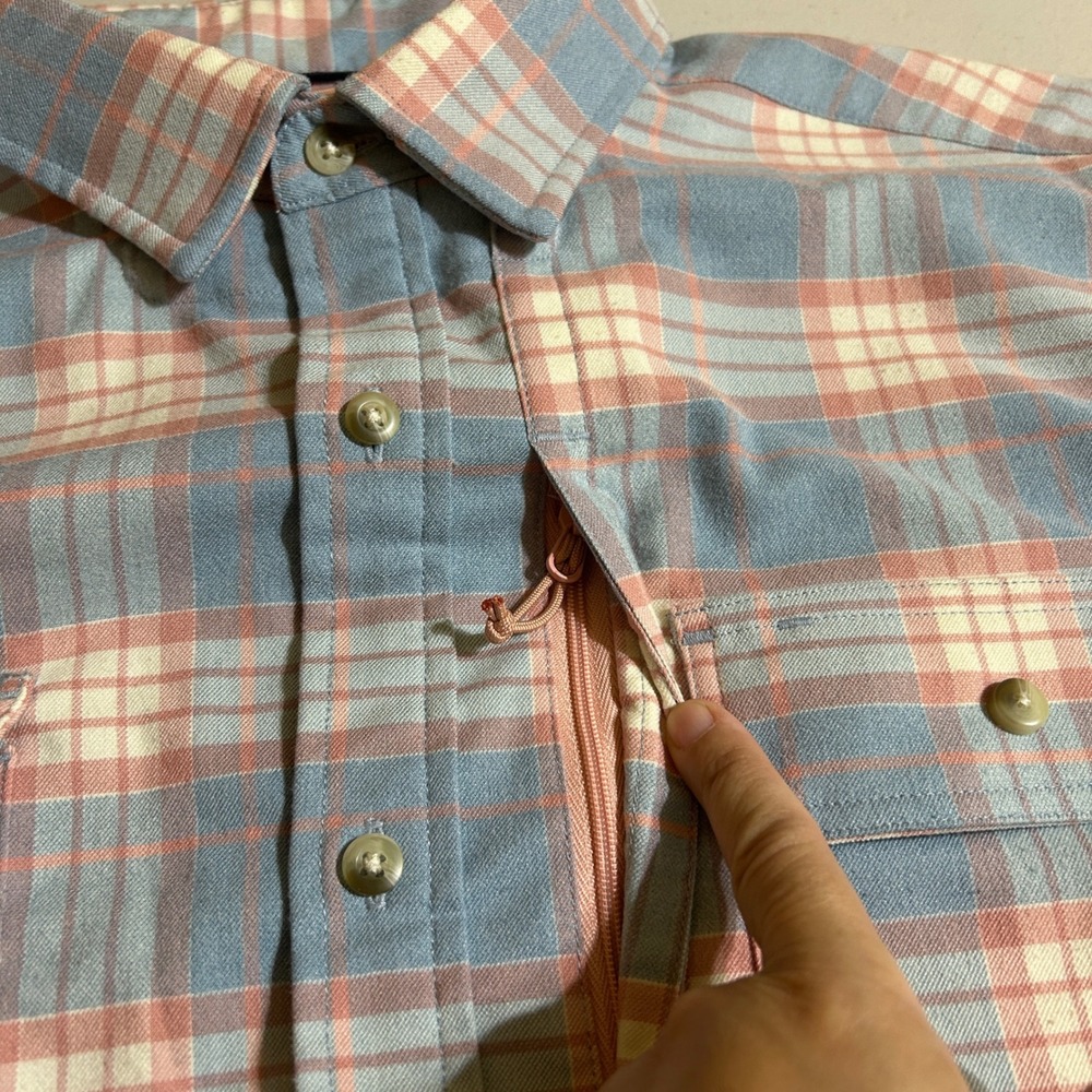 Poncho Outdoors Shirt L Blue Pink Plaid Magnetic Pockets Performance Western - Picture 6 of 6